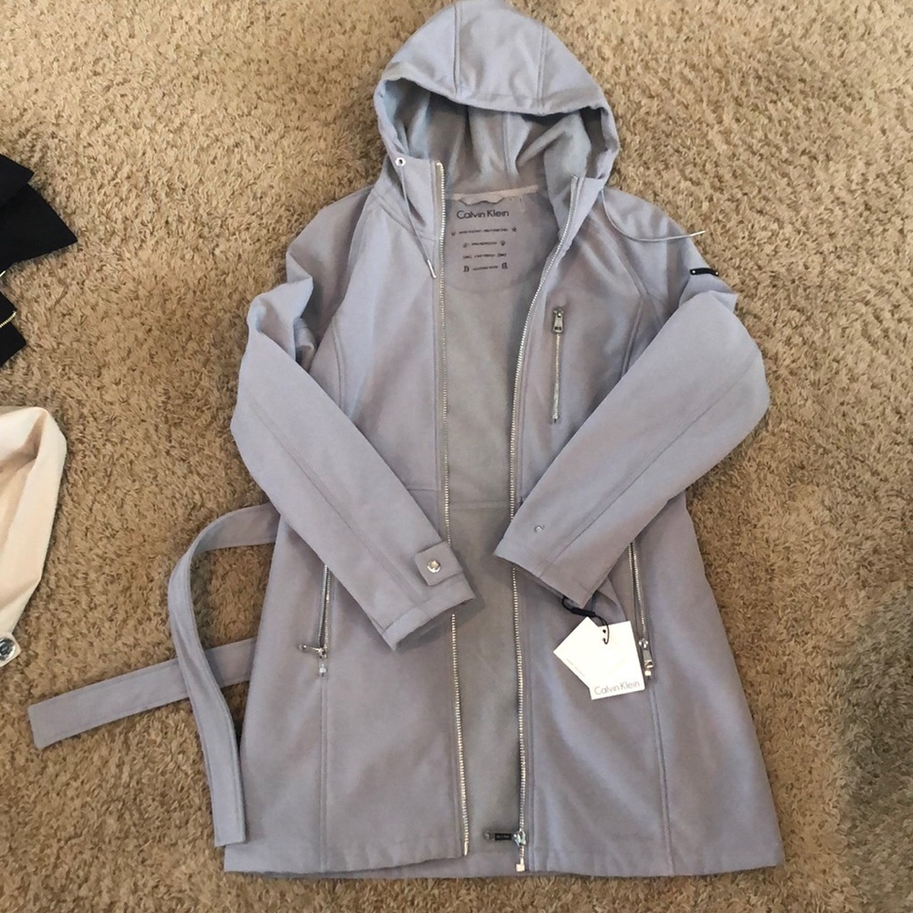 NWT Calvin Klein water resistant light coat!